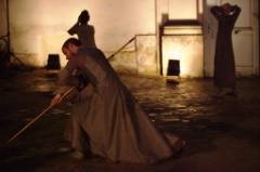 La figure du gisant  88 * 5616 x 3744 * (13.37MB)